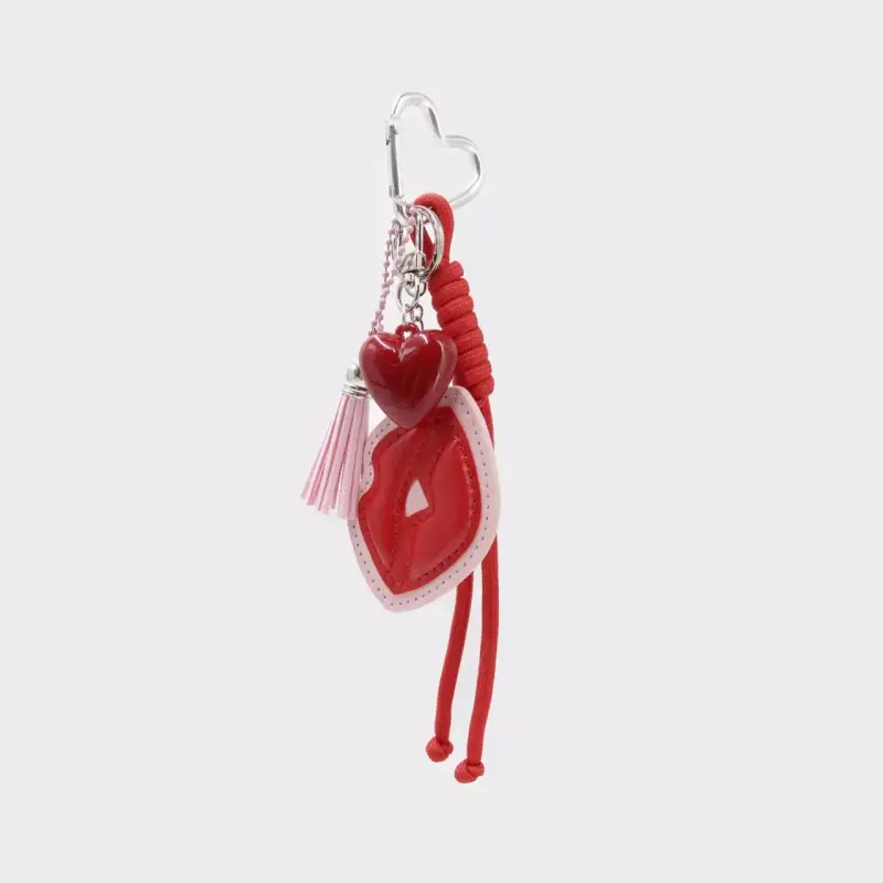 Llavero de Corazón y Labios Rojo con Borla - 3