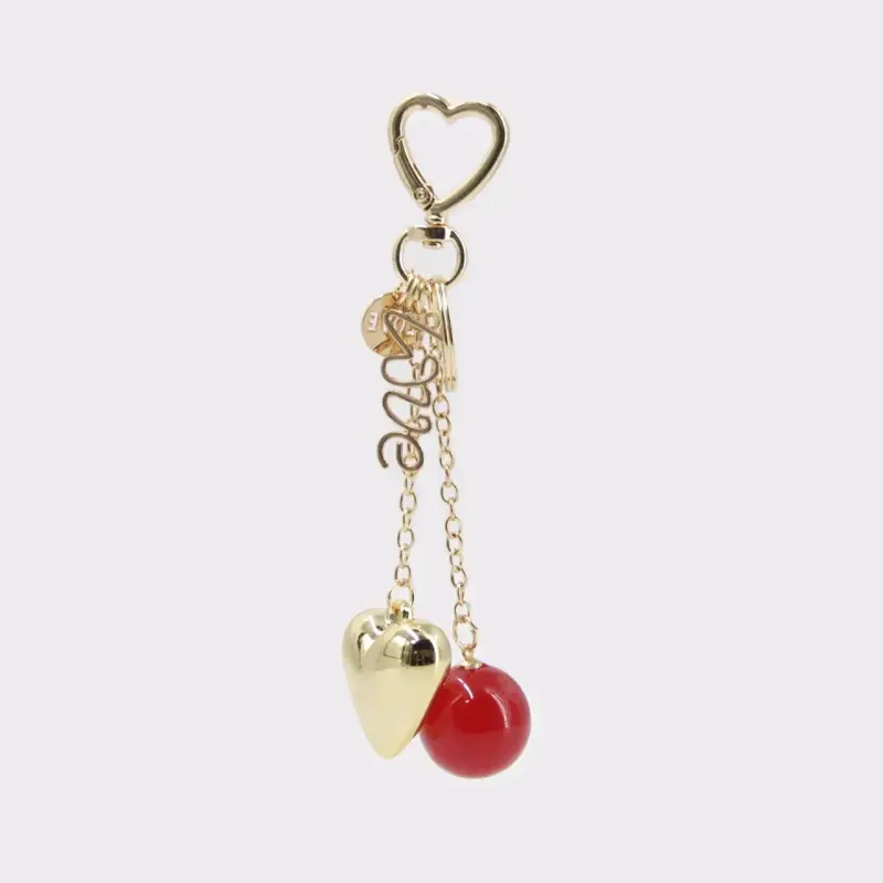 Llavero Dorado con Corazón y Esfera Roja - 3