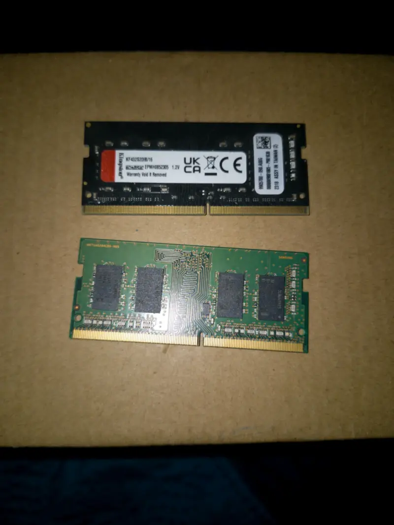Memoria RAM Kingston Fury 16GB DDR4 - 1