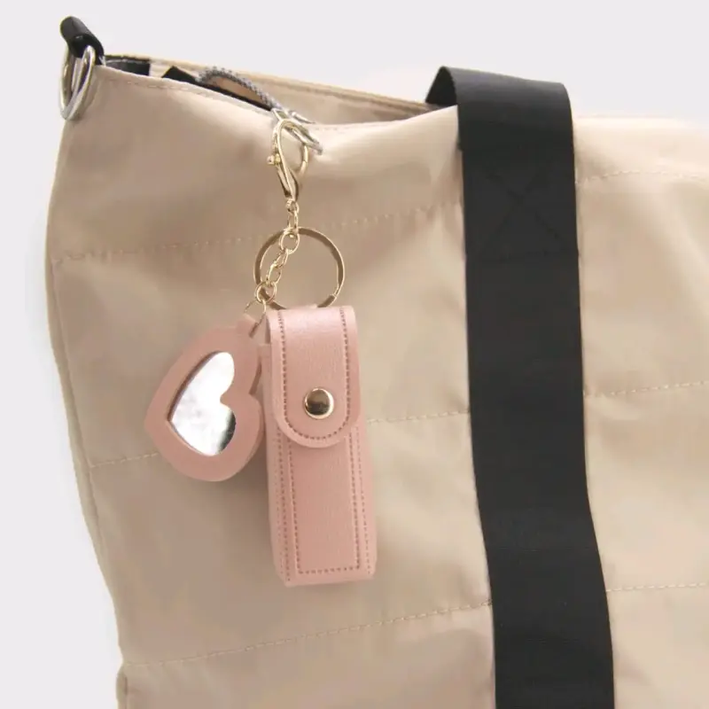 Estuche Porta Labial Rosa con Llavero Corazón - 2