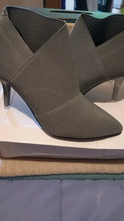 Botines de tacón gris elegantes para mujer - miniatura 1