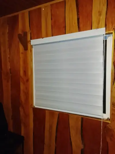 Persianas enrollables de aluminio para ventanas - miniatura 1