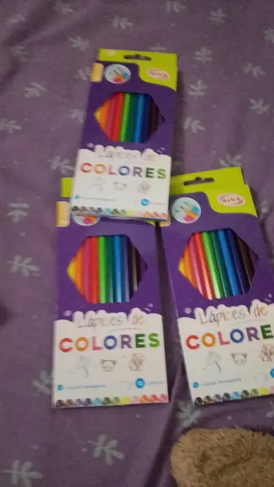 Set de Lápices Gel Pilot y Lápices de Colores Adix - miniatura 4