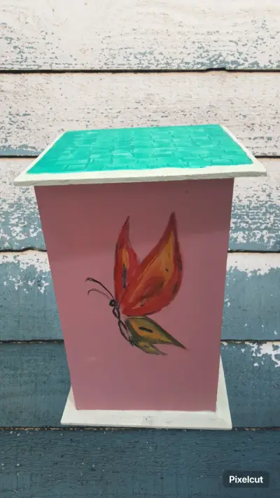 Caja para toallas higienicas de mariposas - miniatura 1
