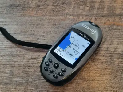 GPS portátil Magellan eXplorist 500 en buen estado - miniatura 1