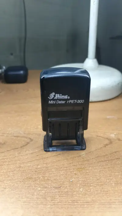 Sello fechador automático Shiny rPET-300 - miniatura 2