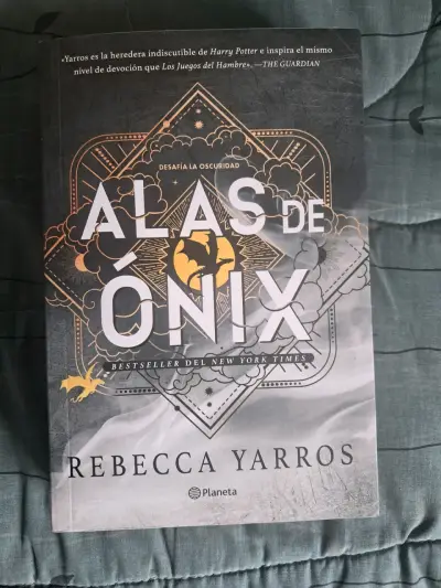 Trilogía Alas de Sangre de Rebecca Yarros - miniatura 4