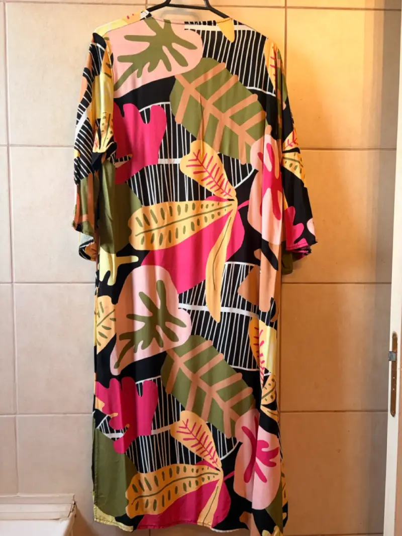 Kimono largo con estampado tropical colorido - 2
