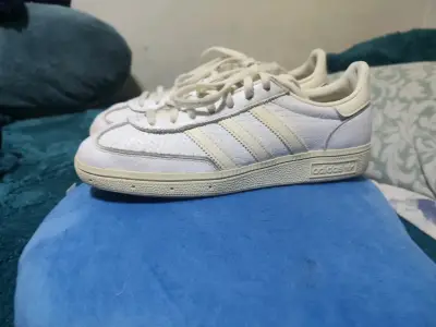 Zapatillas blancas Adidas spezial N38 24 CM - miniatura 1