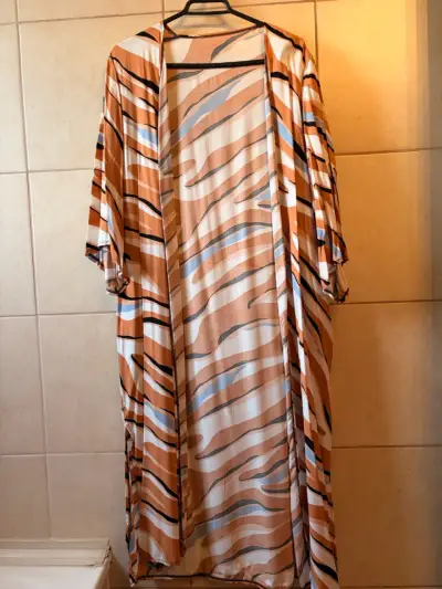 Kimono largo con estampado animal print - miniatura 1
