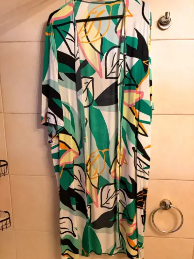 Kimono estampado de hojas tropicales - miniatura 1
