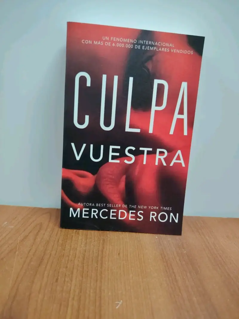 Libro 'Culpa Nuestra' de Mercedes Ron