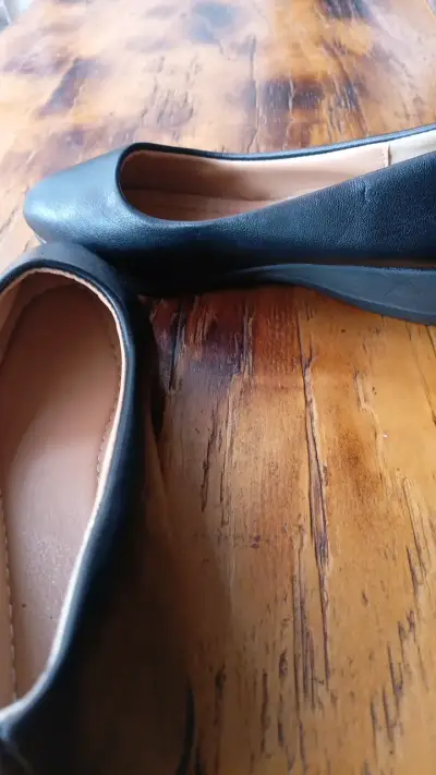 Zapatos planos negros para mujer - miniatura 2