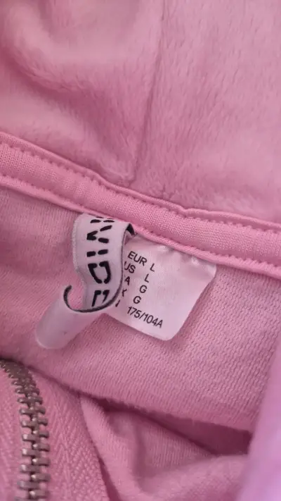 Polerón rosado de plush con capucha y cierre - miniatura 2