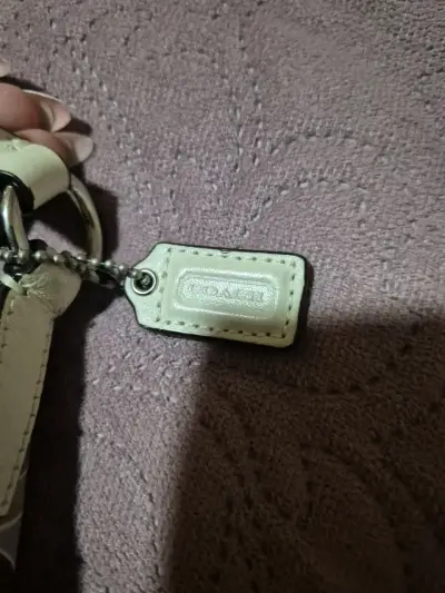 Cartera de mano Coach con diseño geométrico - miniatura 2
