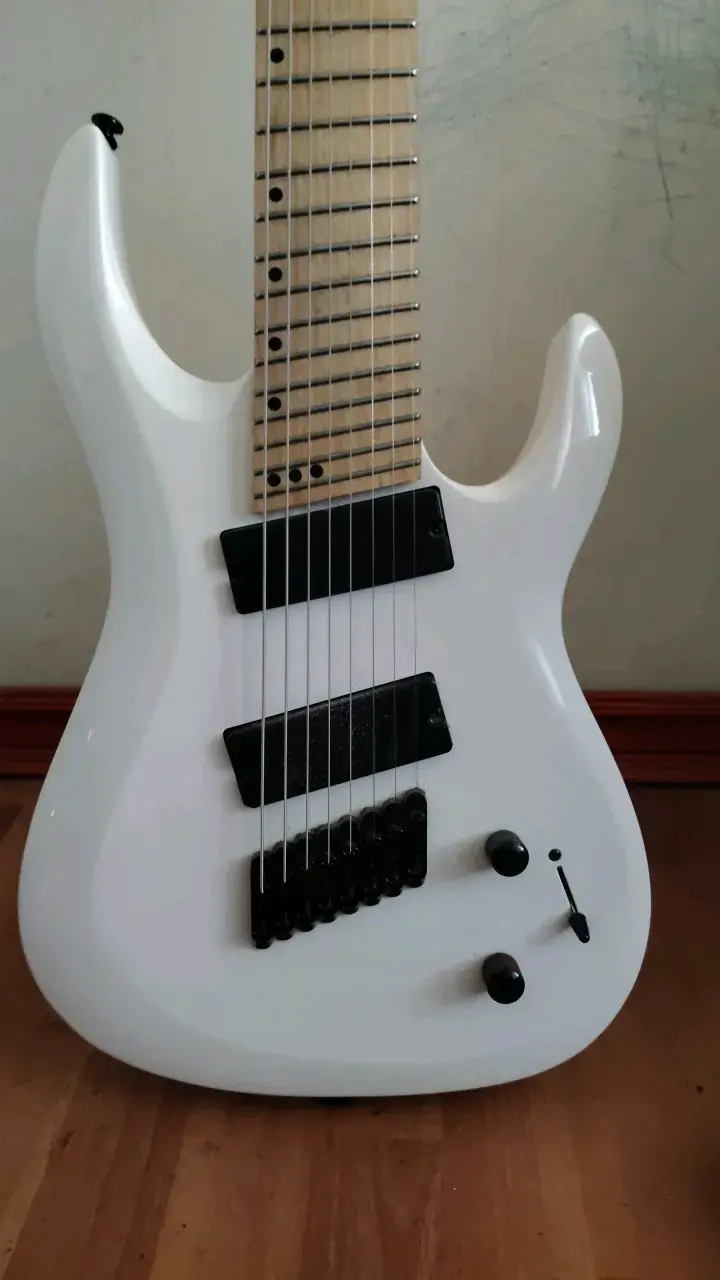 Guitarra eléctrica blanca Harley Benton 8 cuerdas - 2