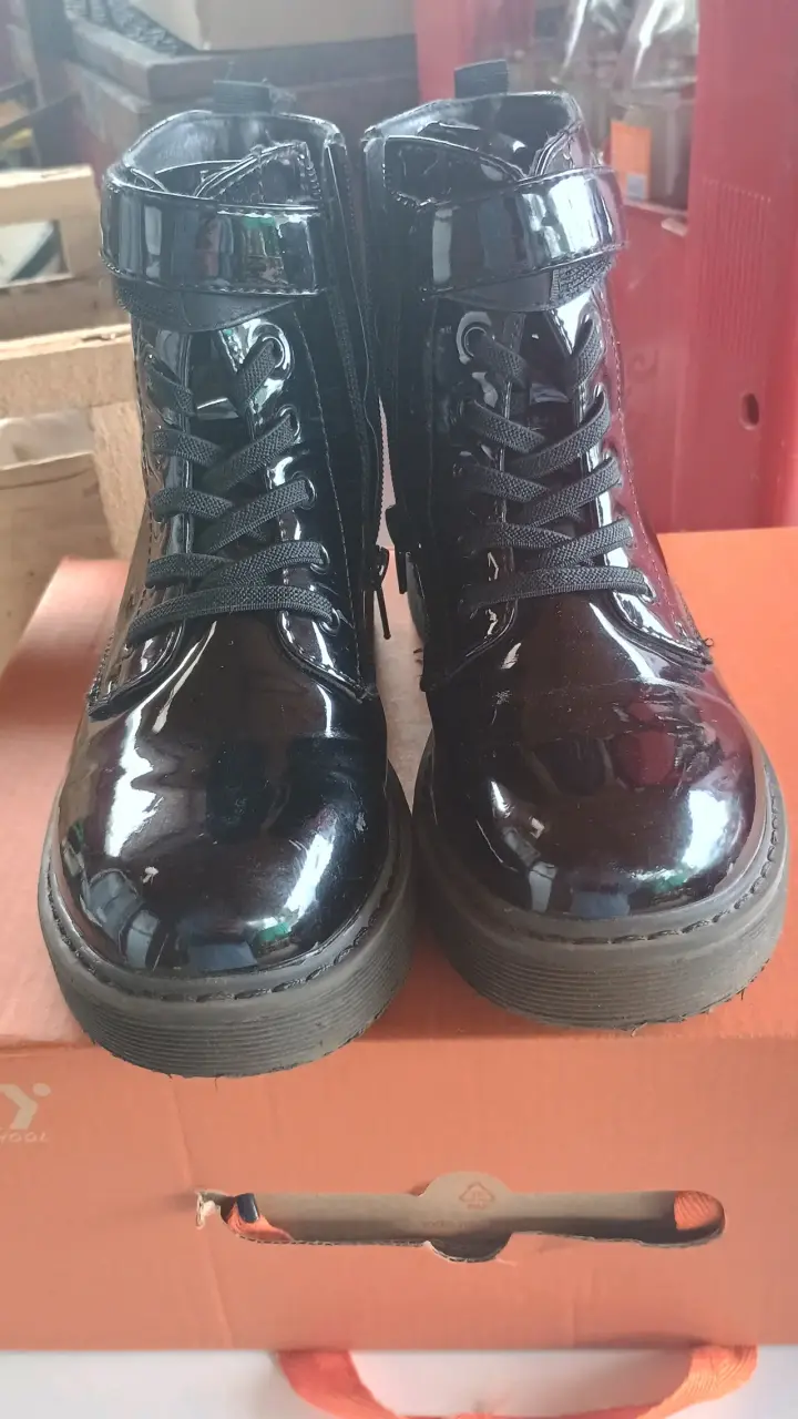Botas negras de charol para niños talla 34 - 2