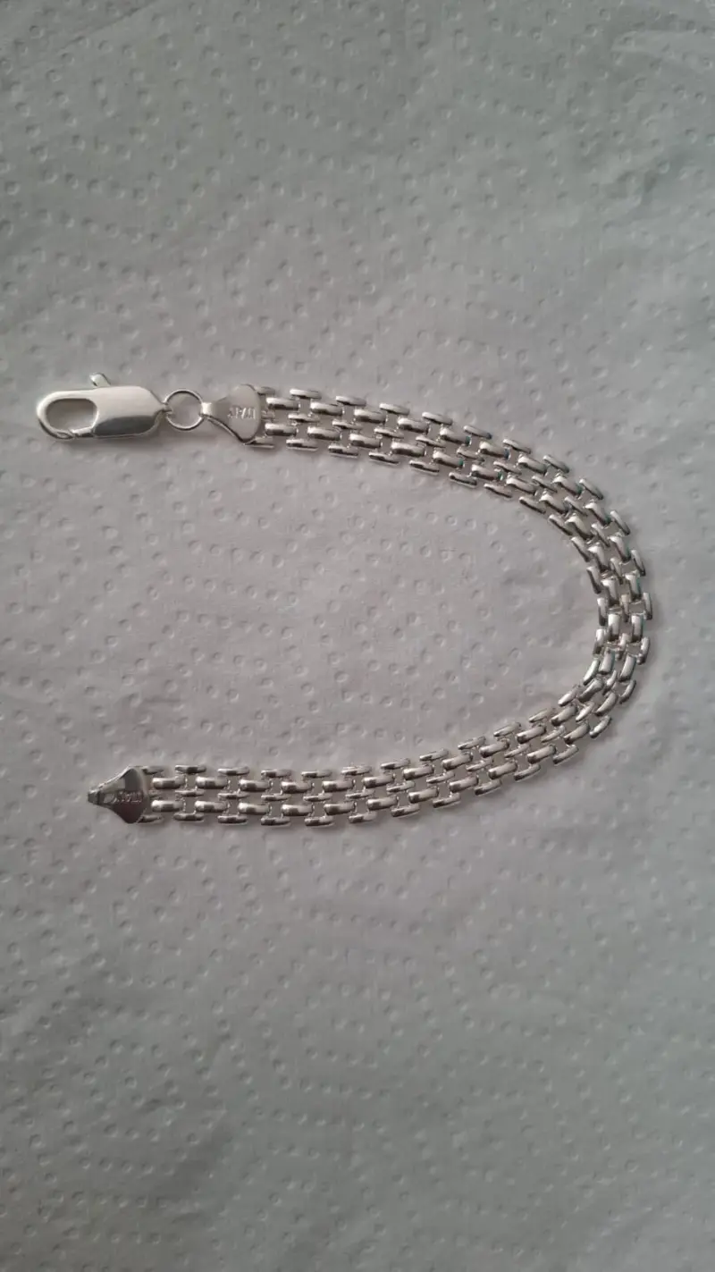 Pulsera de plata 925 con diseño elegante