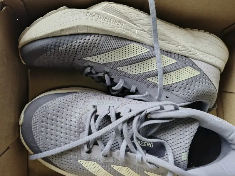 Zapatillas deportivas Adidas Adizero grises