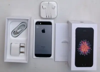 iPhone SE 128GB nuevo, solo abierto y configurado - miniatura 2