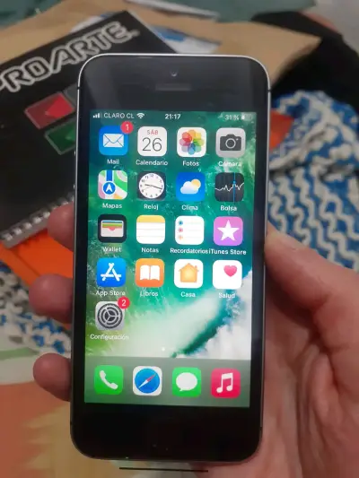 iPhone SE 128GB nuevo, solo abierto y configurado - miniatura 3