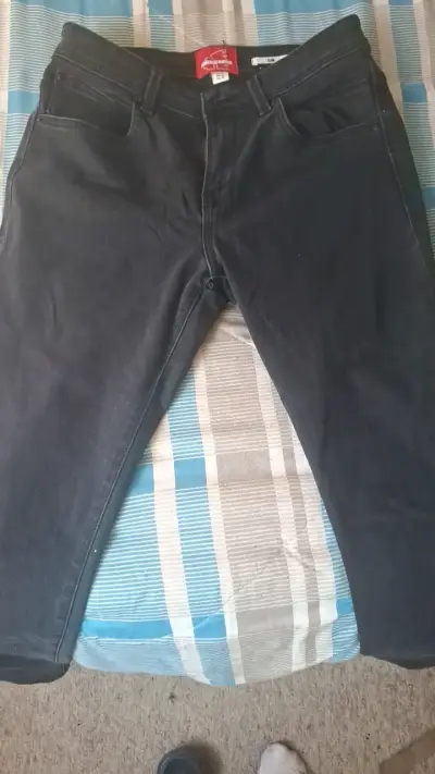 Jeans negros slim fit Americano talla 42 EUR - miniatura 3
