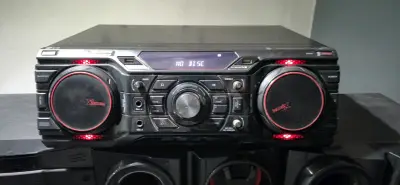 Sistema de sonido LG con Bluetooth y 2750W RMS - miniatura 3