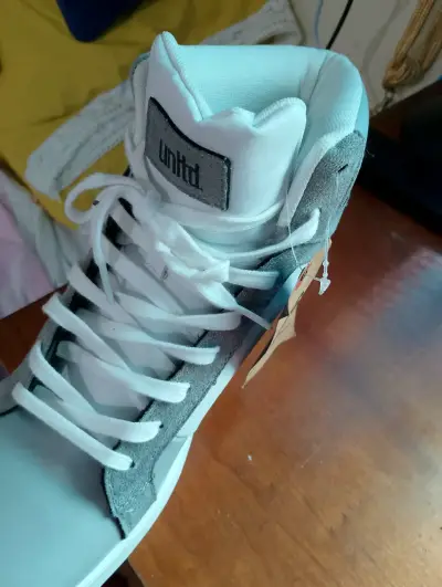 Zapatillas altas Ecko Unltd grises y blancas - miniatura 3
