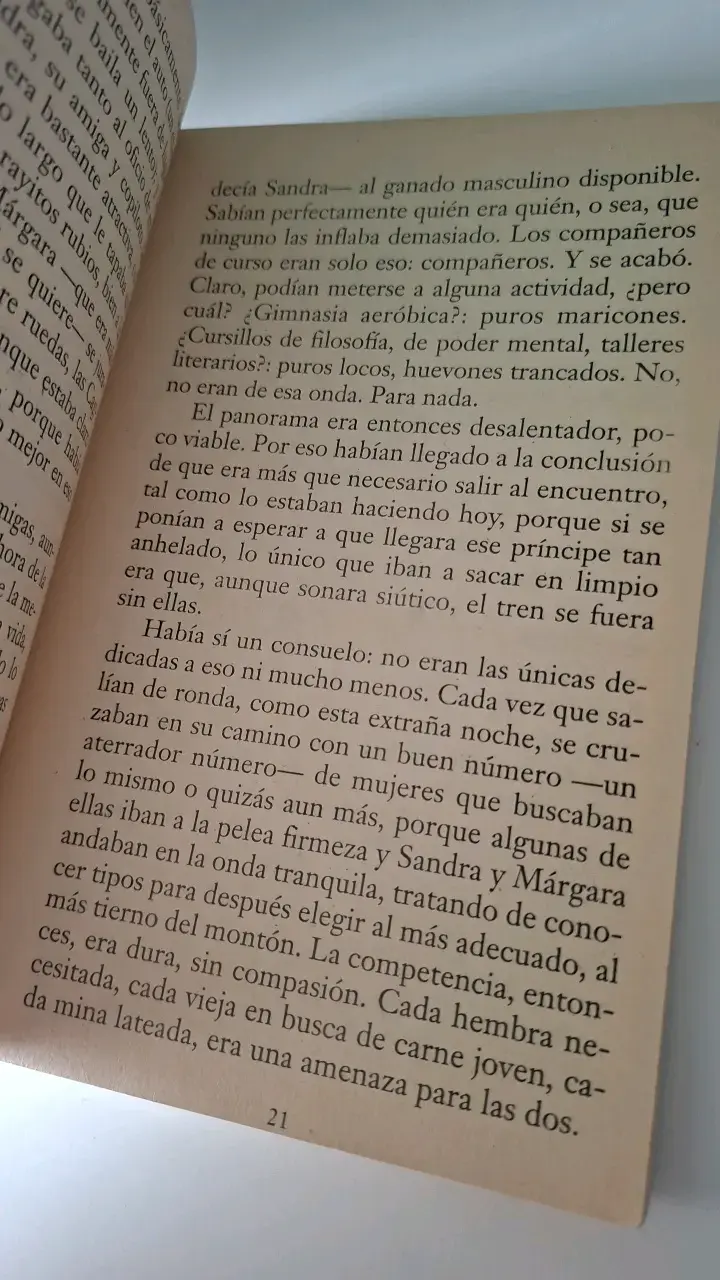 Libro Sobredosis de Alberto Fuguet - 2