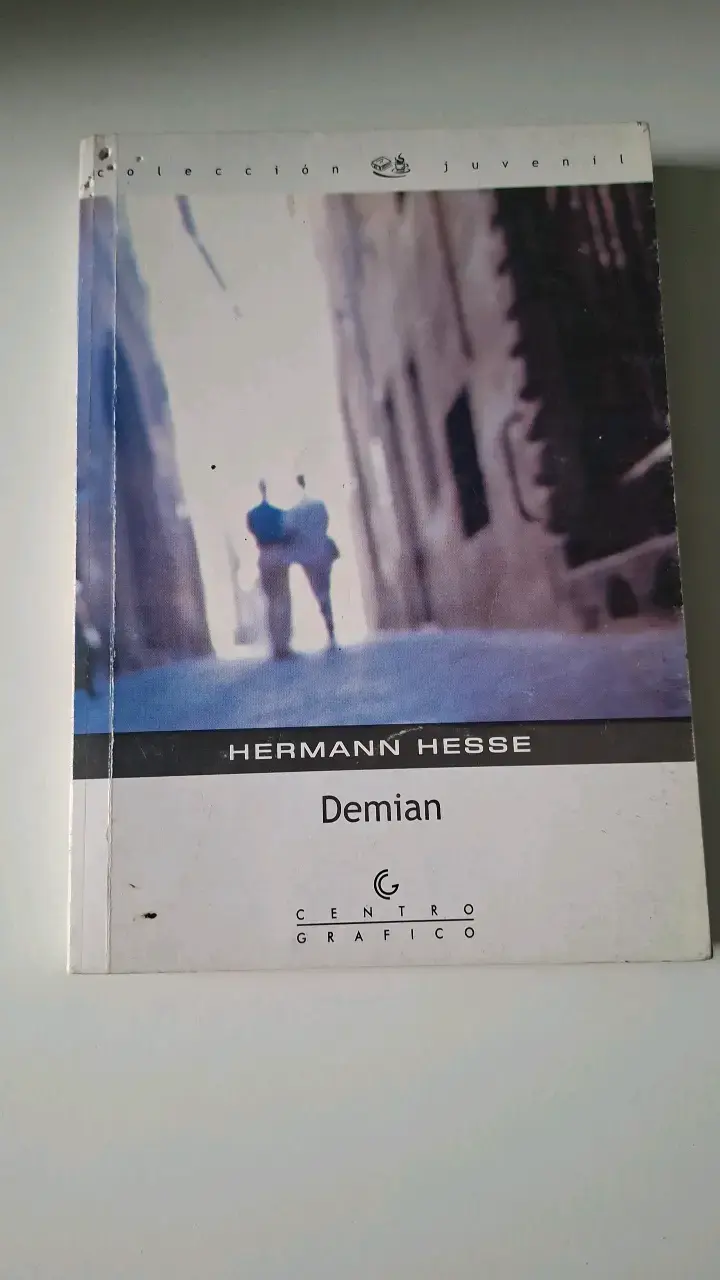 Libro Demian de Hermann Hesse en buen estado - 1