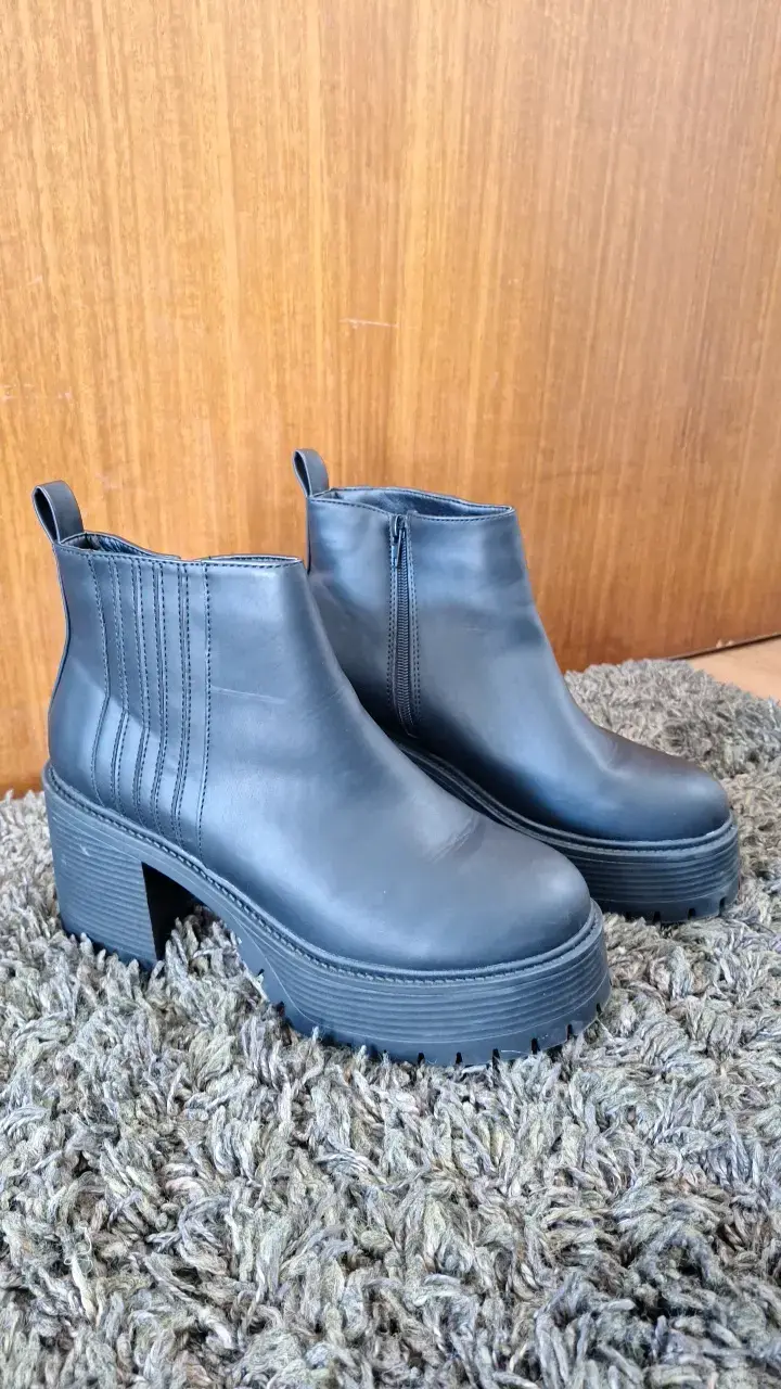 Botines negros Sybilla con plataforma - 2