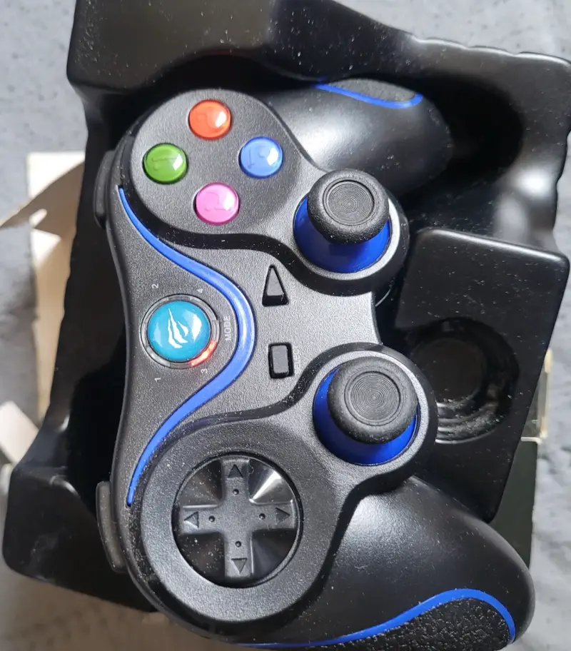 Controlador inalámbrico Bluetooth para juegos - 2