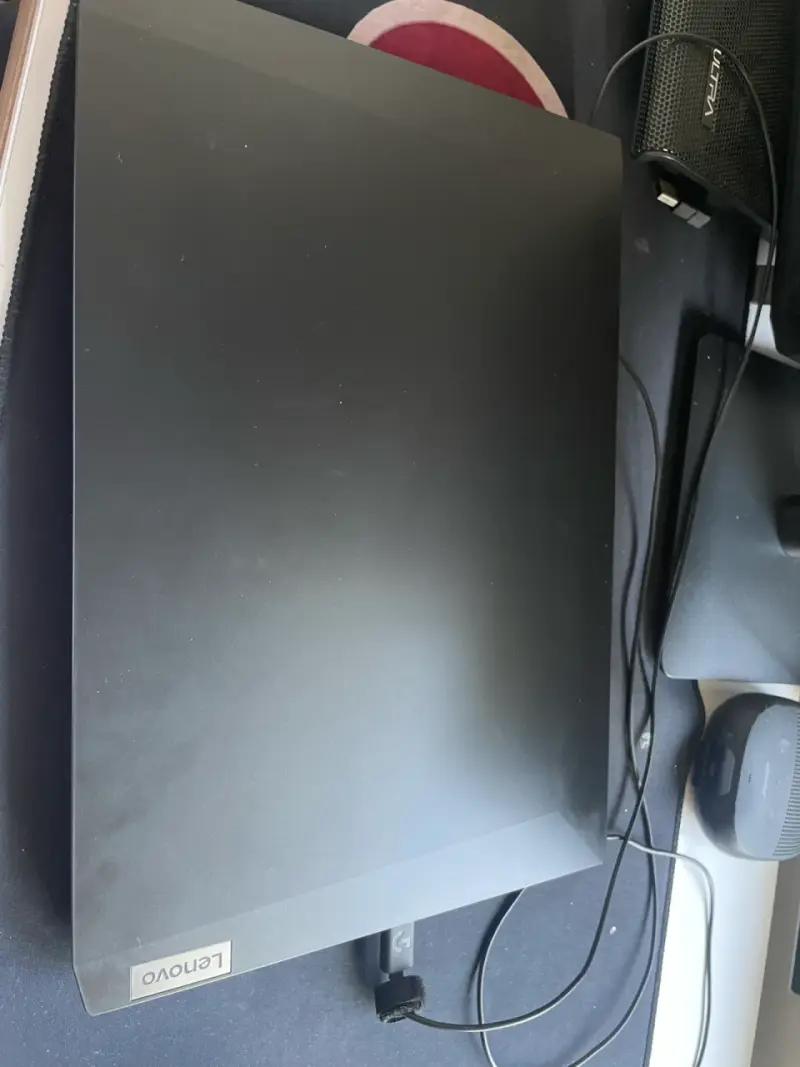 Laptop Lenovo Gaming AMD Ryzen 5 - 6