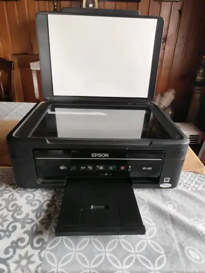 Impresora multifuncional Epson XP-201 con Wi-Fi - miniatura 2