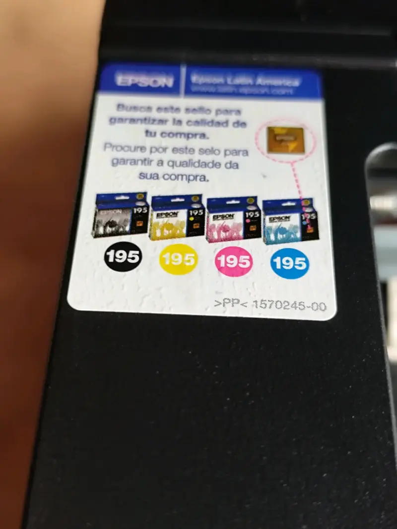 Impresora multifuncional Epson XP-201 con Wi-Fi - 5