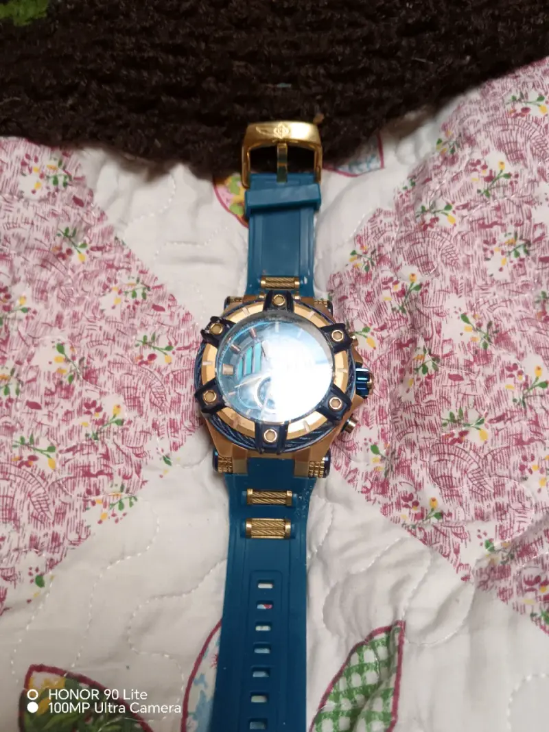 Reloj Invicta Pro Diver Azul y Dorado - 2