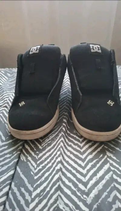 Zapatillas DC negras para hombre talla 40.5 - miniatura 1