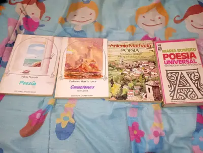 Colección de Libros de Poesía varios autores - miniatura 1