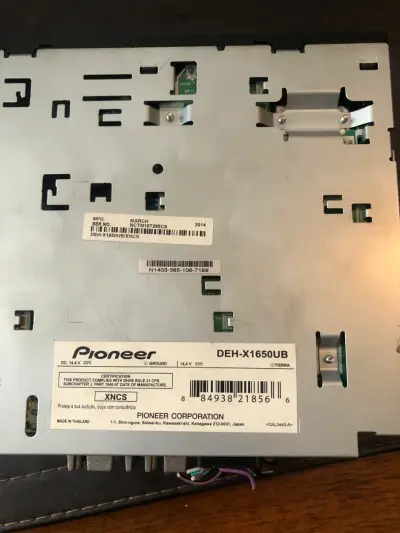 Cuerpo de radio para auto Pioneer DEH-X1650UB - miniatura 1
