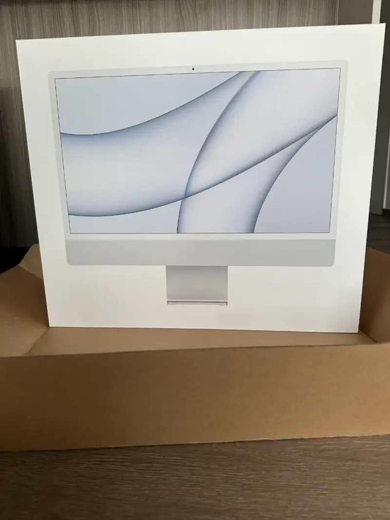 iMac 24 pulgadas M1 2021 con accesorios - 2