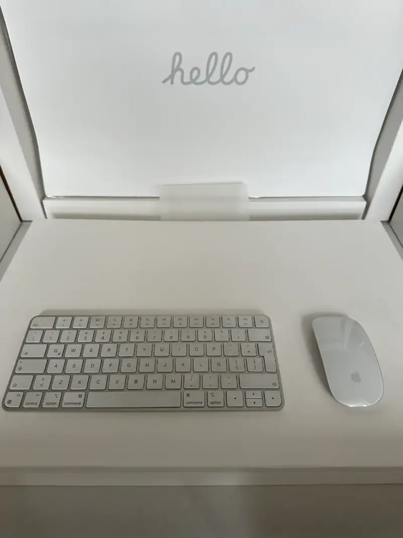 iMac 24 pulgadas M1 2021 con accesorios - 5