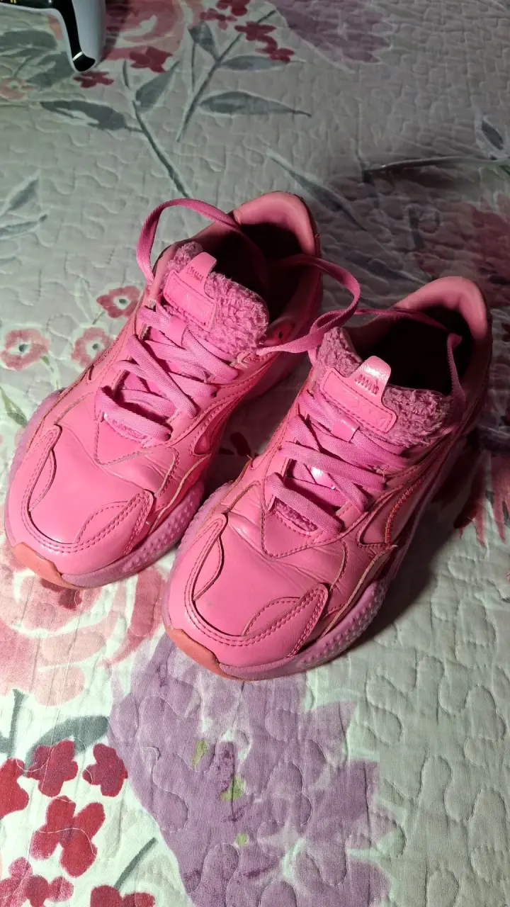Zapatillas deportivas rosas con forro peludo - 2