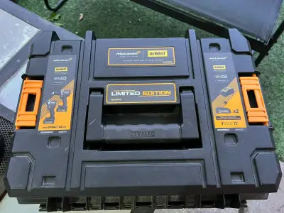 Kit DeWalt Edición Limitada McLaren - miniatura 1