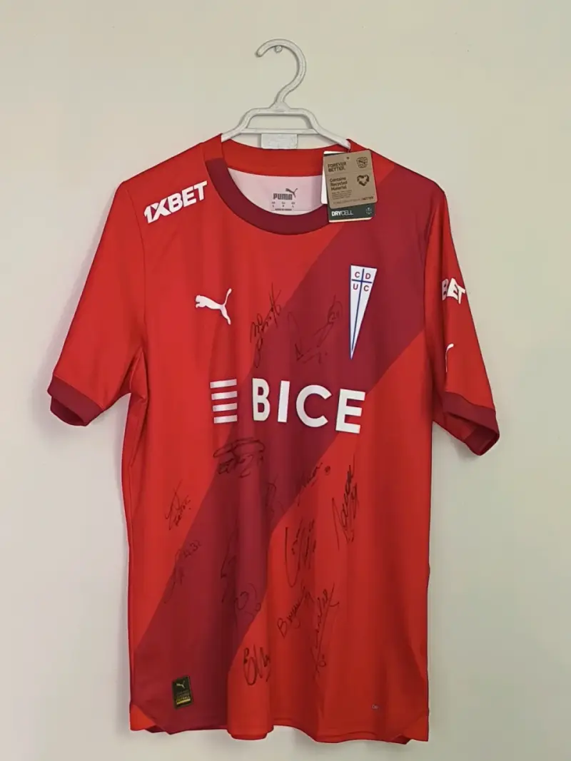 Camiseta Puma CDUC Roja Autografiada - 1