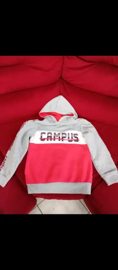 Polerón azul con capucha Old Navy para niños - miniatura 3