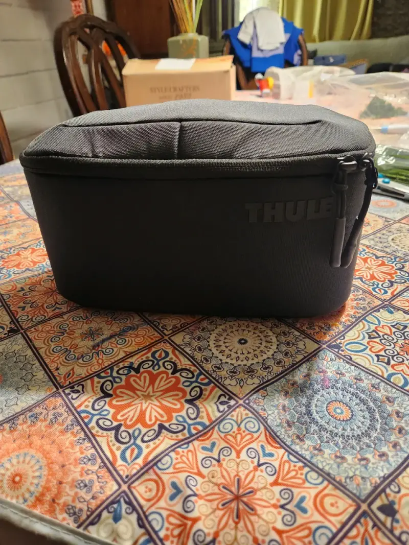 Bolso organizador Thule negro con cierre - 3