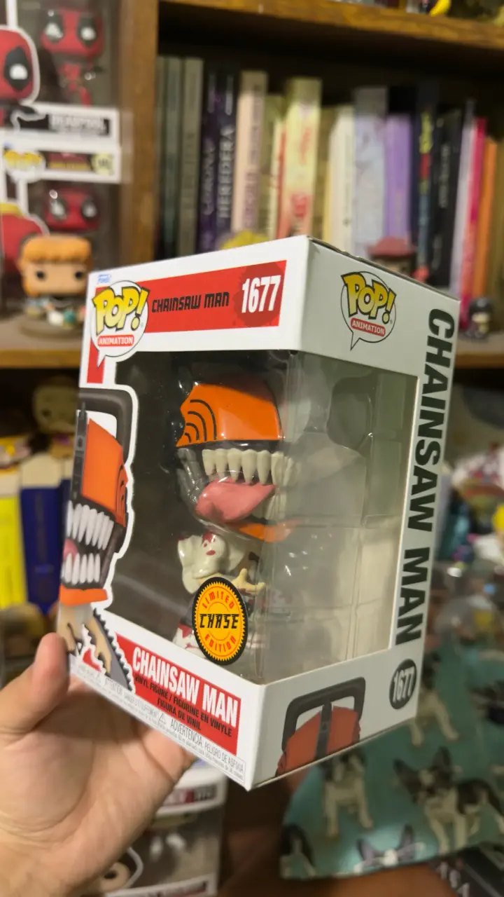 Figura Funko Pop Chainsaw Man Edición Limitada - 2