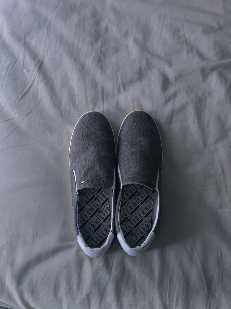 Zapatillas casuales grises Tommy Hilfiger - 1