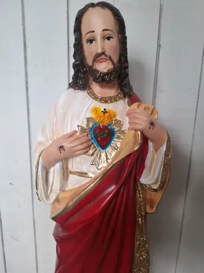 Estatua de Sagrado Corazón de Jesús en resina - miniatura 2
