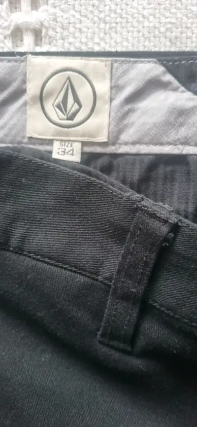 Pantalones negros Volcom talla 34 - miniatura 3